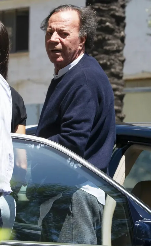 Хулио Иглесиасу 82 года