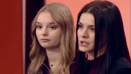 Виктория и Елена рассказали об агрессивном поведении Михаила Казакова Виктория и Елена рассказали об агрессивном поведении Михаила Казакова