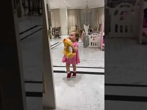 Нажми и смотри