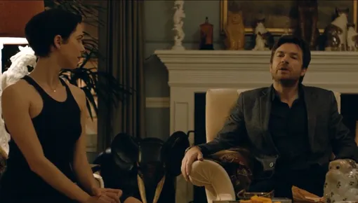 В «Подарке» цепляет не только непредсказуемая развязка, но и мораль – триллер заставляет задуматься о многом Триллеры с высоким рейтингом и непредсказуемой развязкой