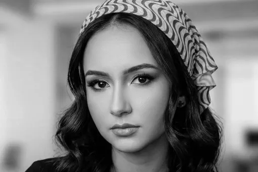 Умерла после пластической операции «три в одном» 33-летняя звезда соцсетей Марта Келли Умерла после пластической операции «три в одном» 33-летняя звезда соцсетей Марта Келли
