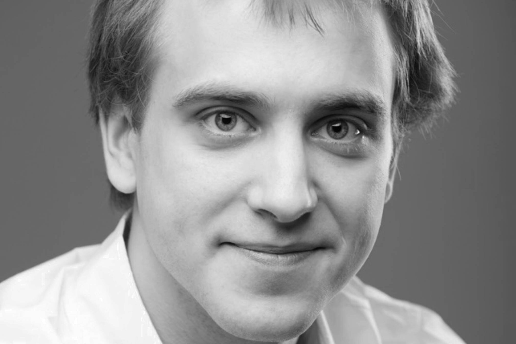 Умер в 31 год актер фильма «Ёлки» и сериала «По законам военного времени» Павел Меленчук