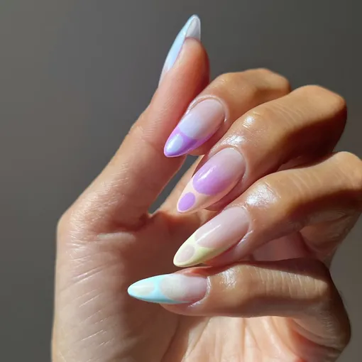 Тут не только лаванда наблюдается, но она точно задает особое настроение