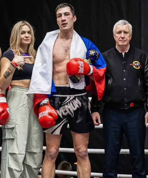 Галина с мужем Романом на ринге