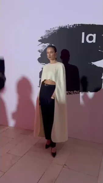 Нажми и смотри