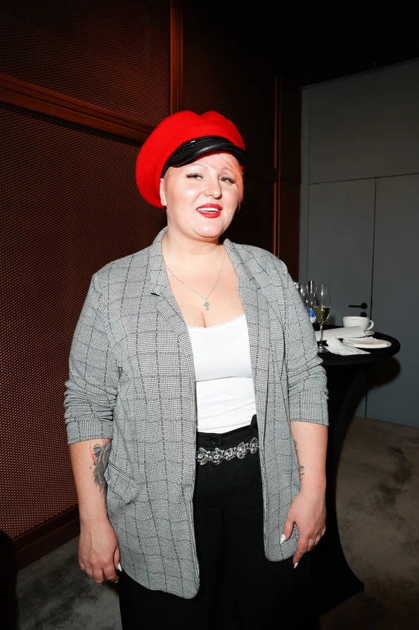 Алена Жигалова, Саша Стоун, Катя IOWA и другие звезды на предновогоднем ...