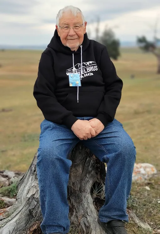 Александр Кононов умер на борту самолета