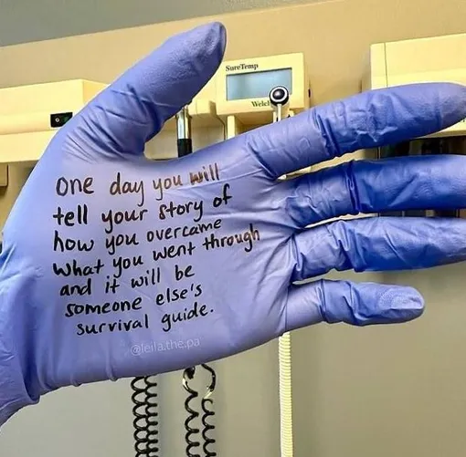 Мать Беллы Хадид поддерживает ее