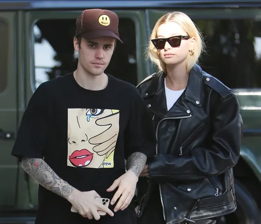 Музыкант с женой Хейли Музыкант с женой Хейли