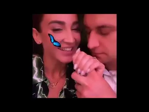 Нажми и смотри