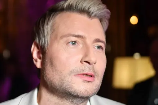Николай Басков назвал неуместным хайпом странный поцелуй Ольги Бузовой и Филиппа Киркорова на стадионе Николай Басков назвал неуместным хайпом странный поцелуй Ольги Бузовой и Филиппа Киркорова на стадионе