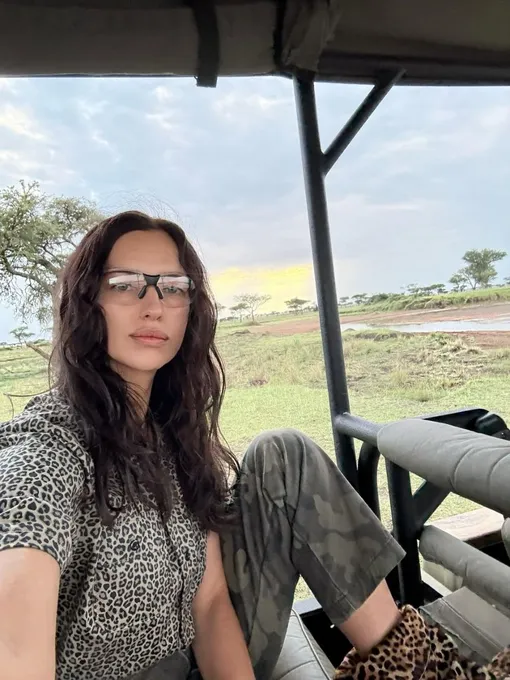 Ирина Шейк отправилась на африканское сафари