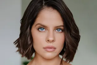 «Моя больная тема»: Ангелина Пахомова рассказала, как сыграла главную роль в сериале о трагической судьбе фигуристки