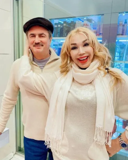 Маша Распутина снялась с мужем