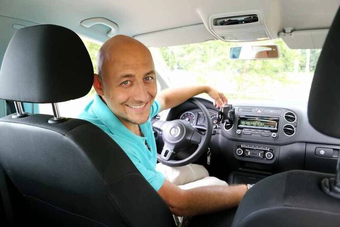 Экс актер. Экс актер. Аксель лафон. Экс актер. Экс актер.