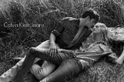 Новая весенне-летняя кампания Calvin Klein Jeans Новая весенне-летняя кампания Calvin Klein Jeans