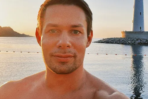 Стас Пьеха снялся с голым торсом после победы над болезнью Стас Пьеха снялся с голым торсом после победы над болезнью