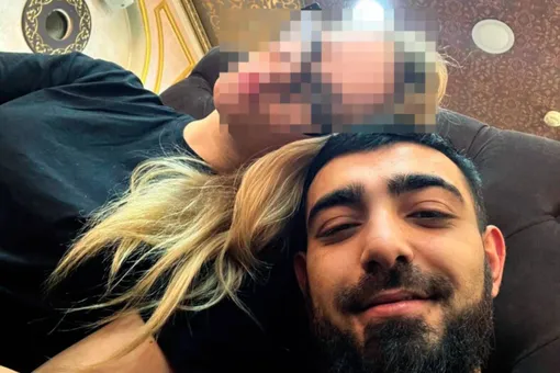 Погибла 25-летняя возлюбленная скандально известного блогера и гонщика Эмиля Пашаева, тело девушки кремировали Погибла 25-летняя возлюбленная скандально известного блогера и гонщика Эмиля Пашаева, тело девушки кремировали
