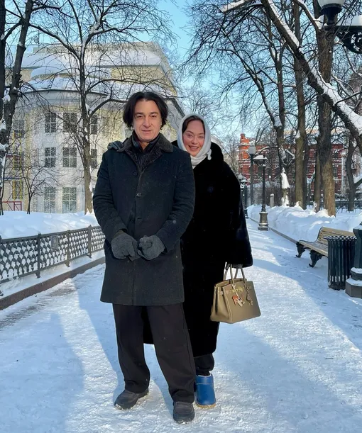 Лариса Гузеева на прогулке с Эвклидом Кюрдзидисом