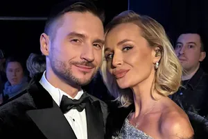 «Раскрыт секрет стройности Полины Гагариной. Ест много она, а жир у меня»: Сергей Лазарев потроллил певицу «Раскрыт секрет стройности Полины Гагариной. Ест много она, а жир у меня»: Сергей Лазарев потроллил певицу