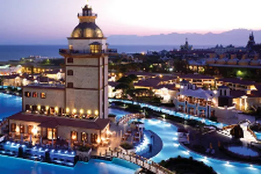 Море, весна, кино Море, весна, кино