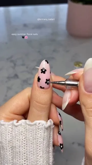 Нажми и смотри