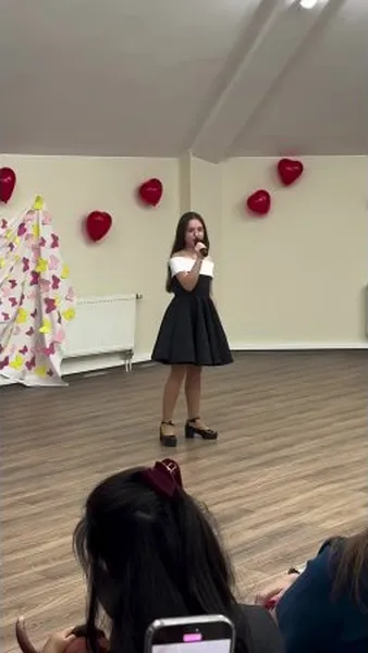 Нажми и смотри