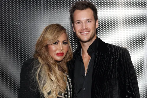 «Виноват коронавирус»: бывшая жена Фила Коллинза подала на развод с новым мужем «Виноват коронавирус»: бывшая жена Фила Коллинза подала на развод с новым мужем