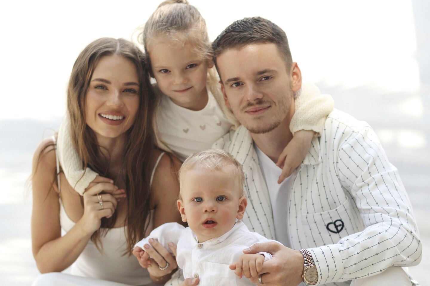 «Нашему Мирончику 1 годик!»: невестка Валерии показала умилительные фото с сыном