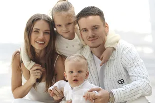 «Нашему Мирончику 1 годик!»: невестка Валерии показала умилительные фото с сыном