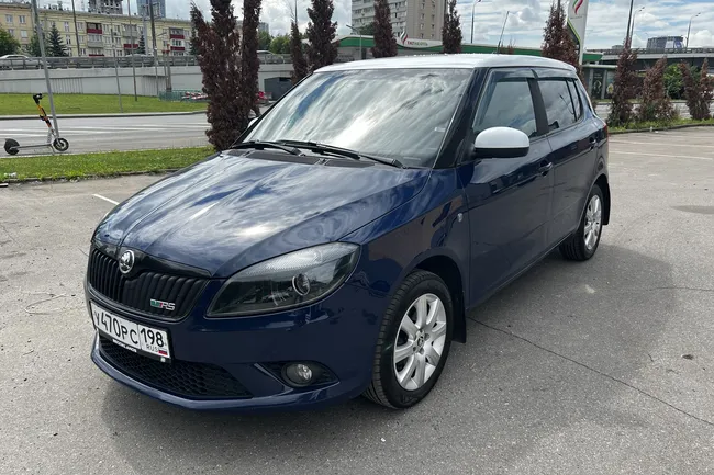 Учитель из Боровска решил продать автомобиль, чтобы поддержать коллег в сельских школах