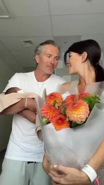 Нажми и смотри