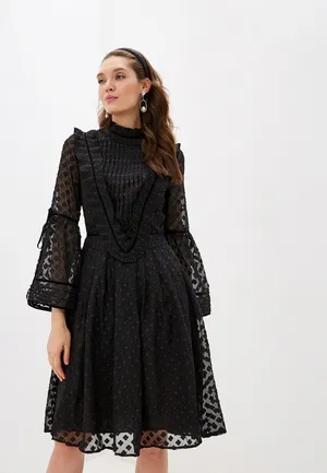 Платье с кружевами, Cavo, 7790 руб. Платье с кружевами, Cavo, 7790 руб.