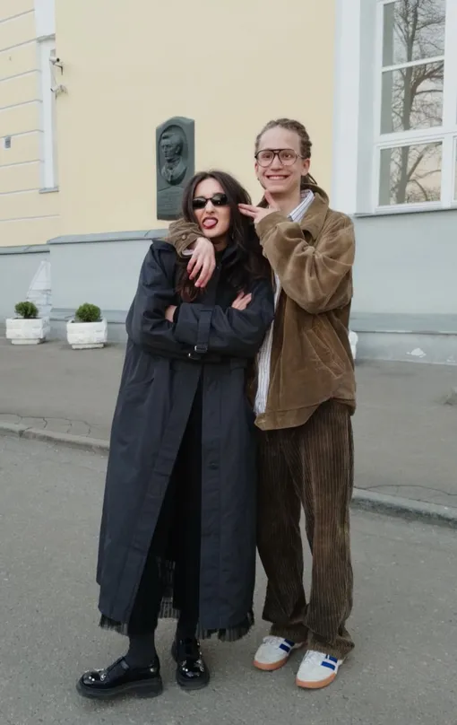 Стефания и Антоний Толмацкий учится на факультете журналистики Стефания и Антоний Толмацкий учится на факультете журналистики