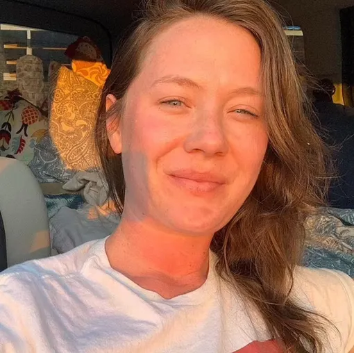 Элизабет Хэнкс рассказала о своем детстве Элизабет Хэнкс рассказала о своем детстве