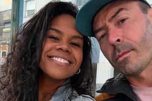 «Я очарована малышом»: актриса фильма «Шарлотта» Кейт Спенсер родила первенца от боксера