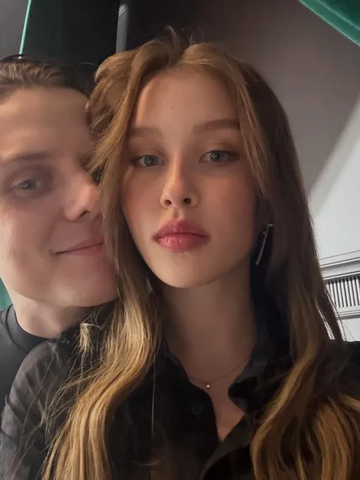 Анна Пересильд встречается с Ваней Дмитриенко