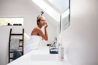 Слои ради слоев: обязательно ли «запечатывать» сыворотку кремом? Слои ради слоев: обязательно ли «запечатывать» сыворотку кремом?