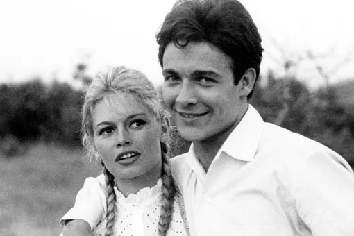 Умер бывший муж Бриджит Бардо, актер Жак Шаррье Умер бывший муж Бриджит Бардо, актер Жак Шаррье