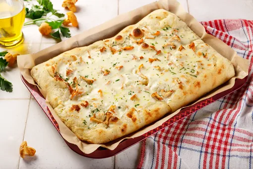 Пицца с лисичками Пицца с лисичками