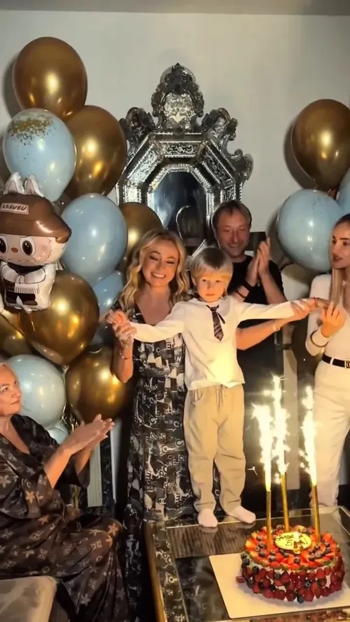 Арсению исполнилось пять лет Арсению исполнилось пять лет