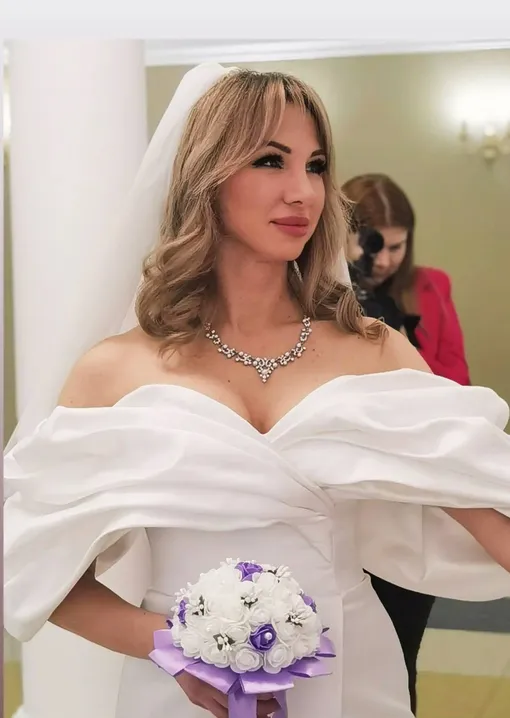 Радмила в загсе Радмила в загсе