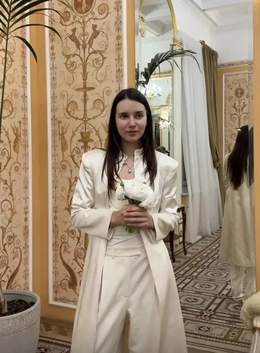 Елена Кончаловская вышла замуж