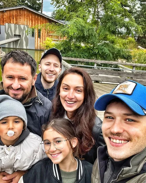 Актер с родственниками из Риги