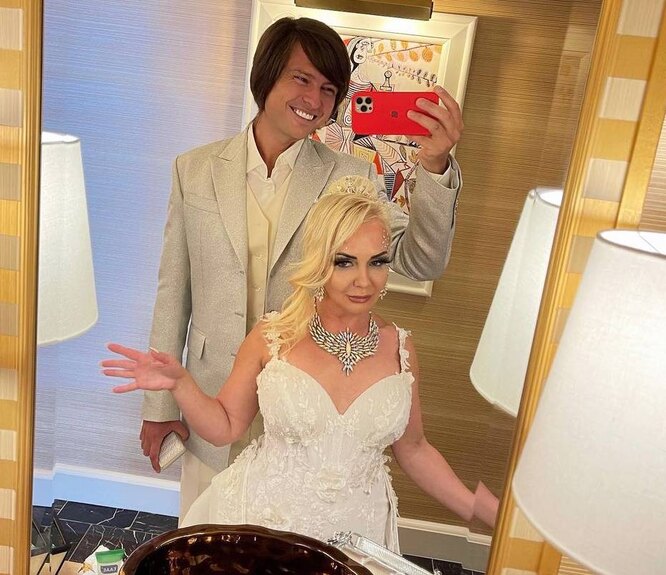 Әйелі мен қызы секс үшін Рөлдік ойындар костюмдер секс