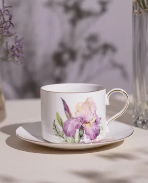 Чайная пара Lefard фарфоровая Irises 290 мл, для горячих напитков Чайная пара Lefard фарфоровая Irises 290 мл, для горячих напитков