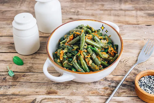 Когда хочется вкусного, но полезного: теплый салат из фасоли с кунжутом Когда хочется вкусного, но полезного: теплый салат из фасоли с кунжутом