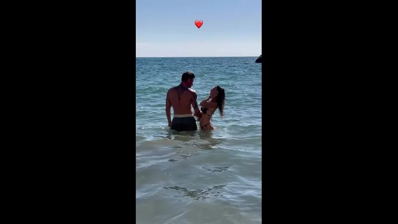 Нажми и смотри