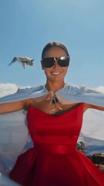 Нажми и смотри