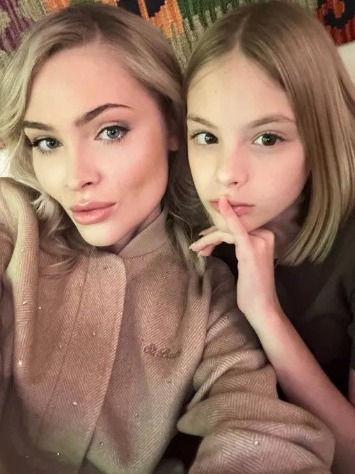 Алена Шишкова с дочерью